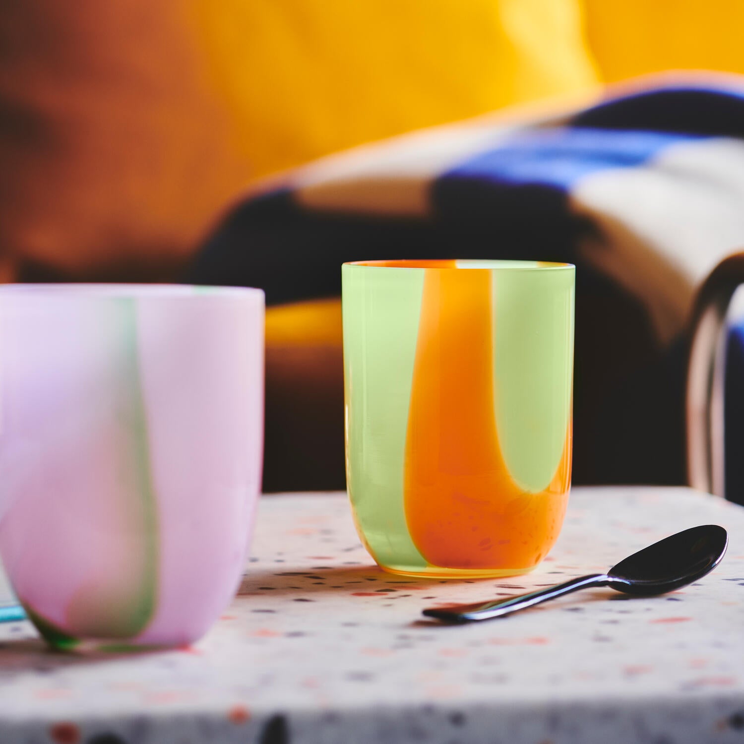 Flow Tumbler glas, Green/Orange Stripes - 25 cl.